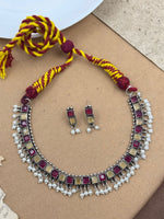 Load image into Gallery viewer, Vedika Stone Necklace Set