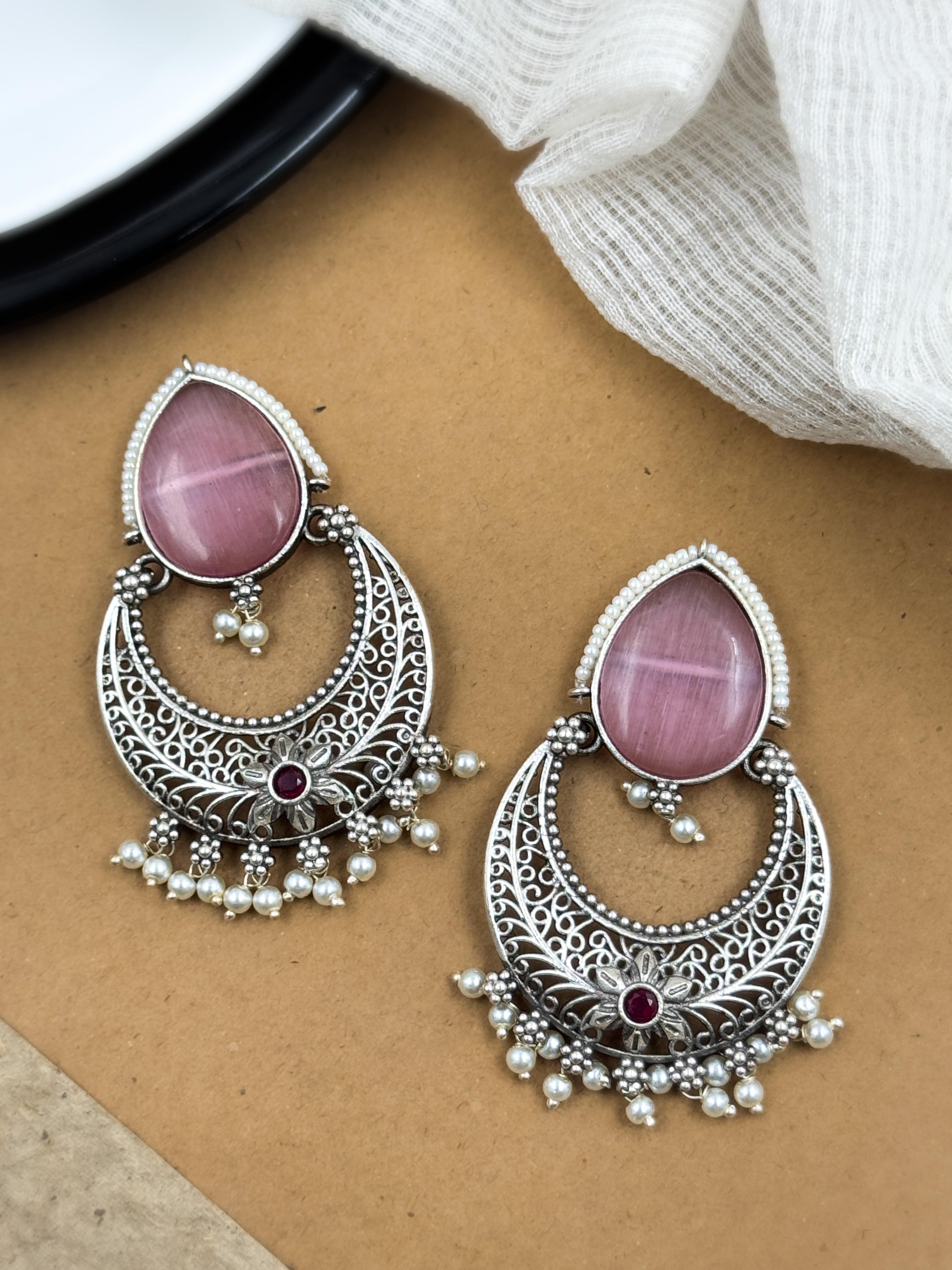 NIYA STONE DANGLER EARRINGS