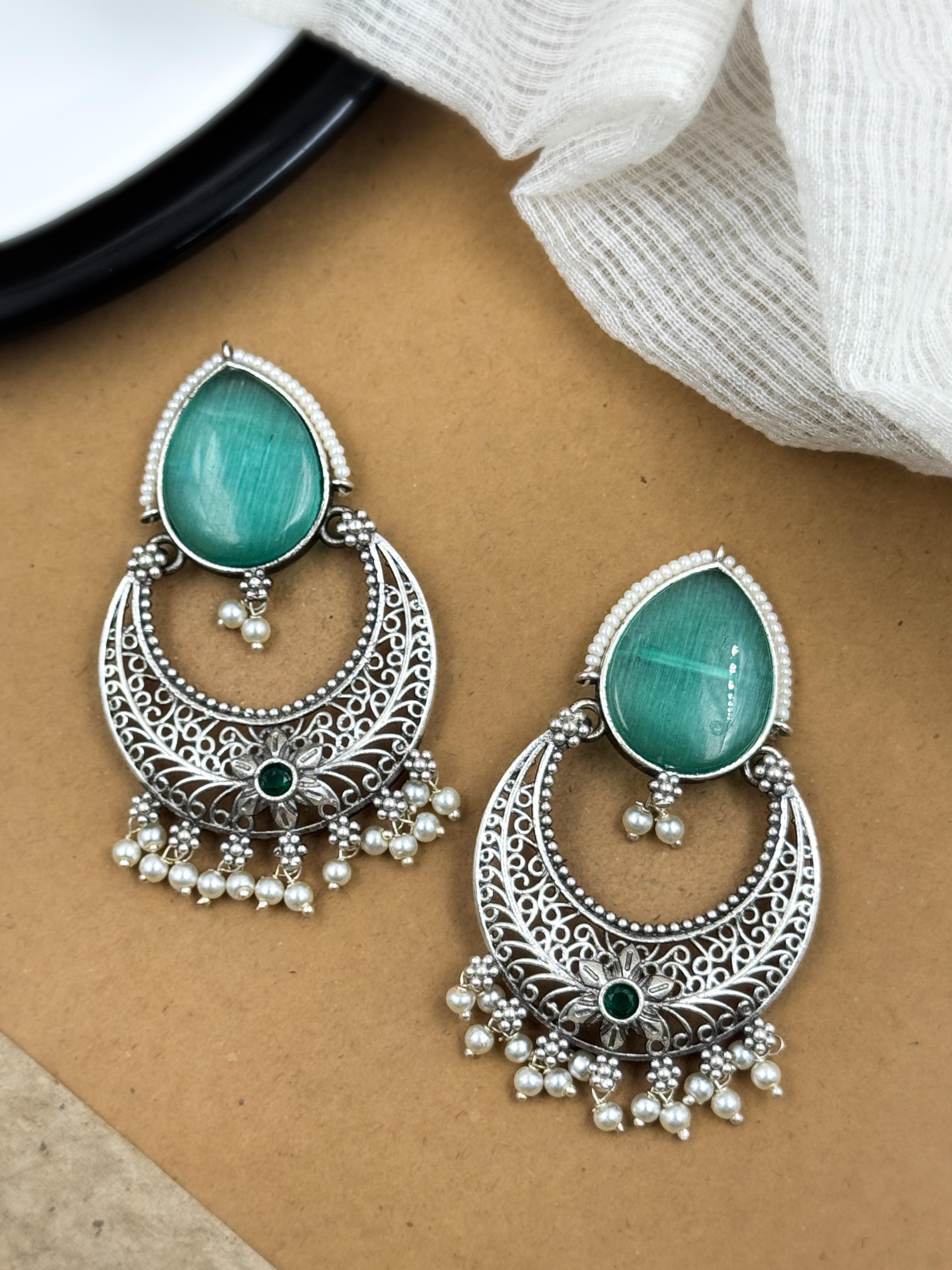 NIYA STONE DANGLER EARRINGS