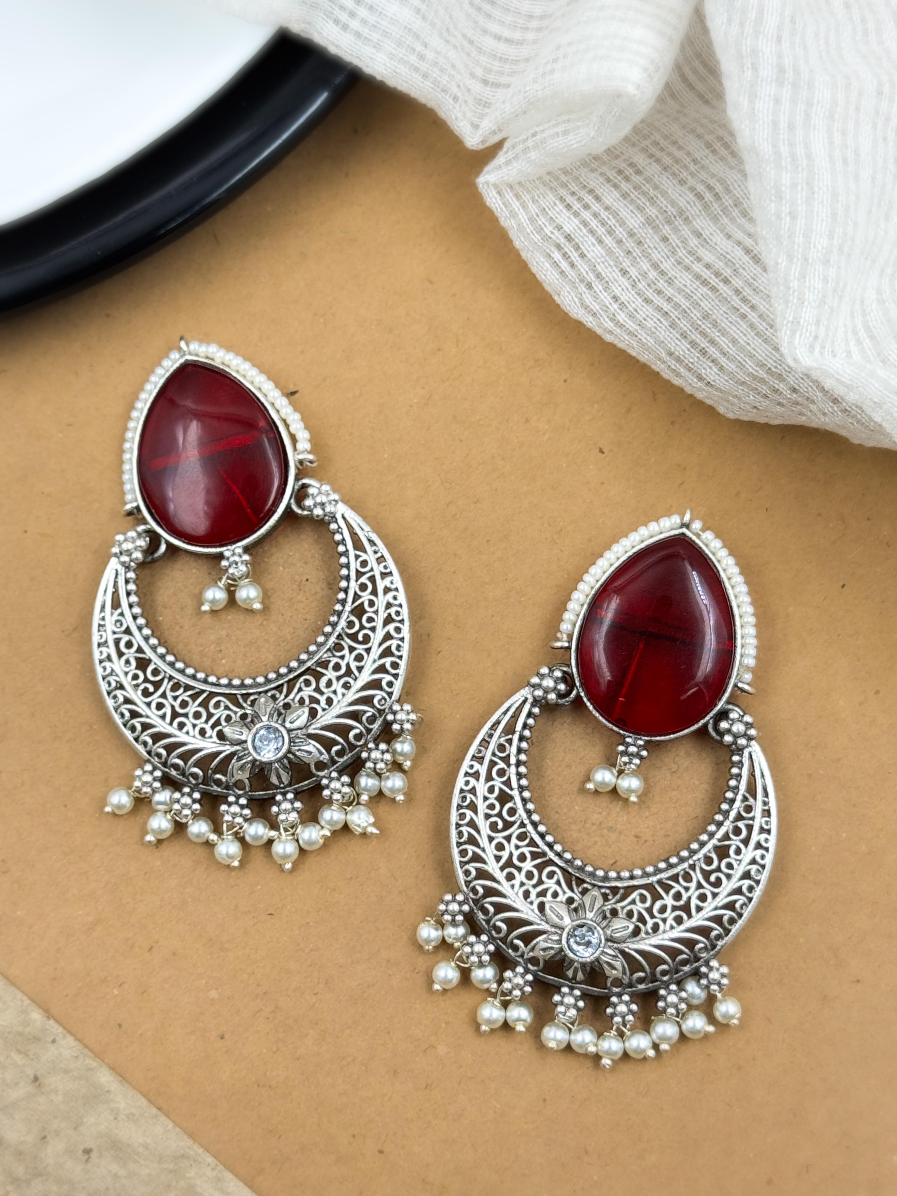 NIYA STONE DANGLER EARRINGS