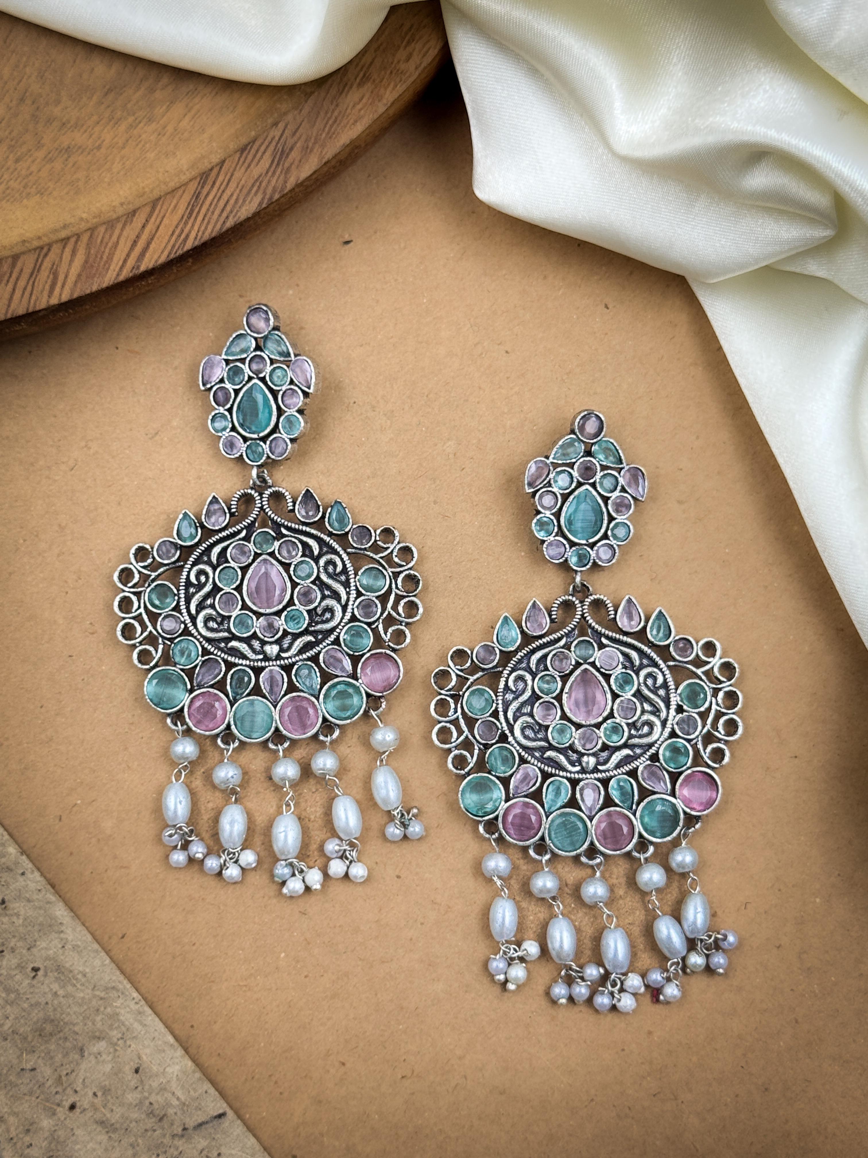 TANVI STONE DANGLER EARRINGS