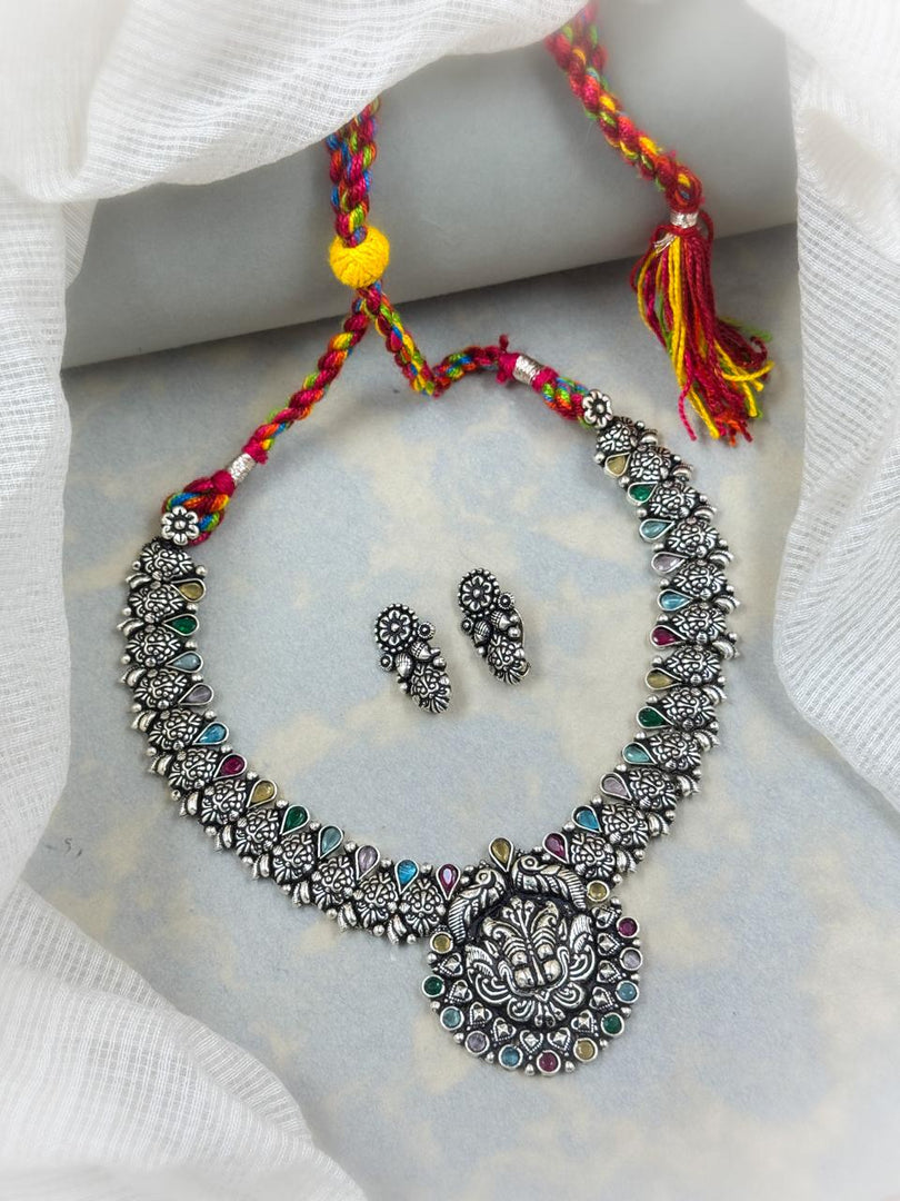 Advika Handmade Stone Necklace Set