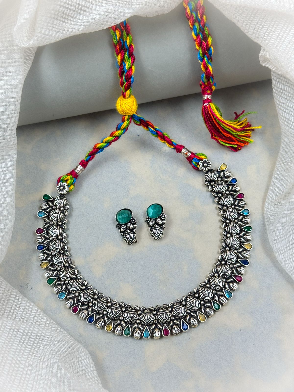 SAACHI HANDMADE STONE NECKLACE SET