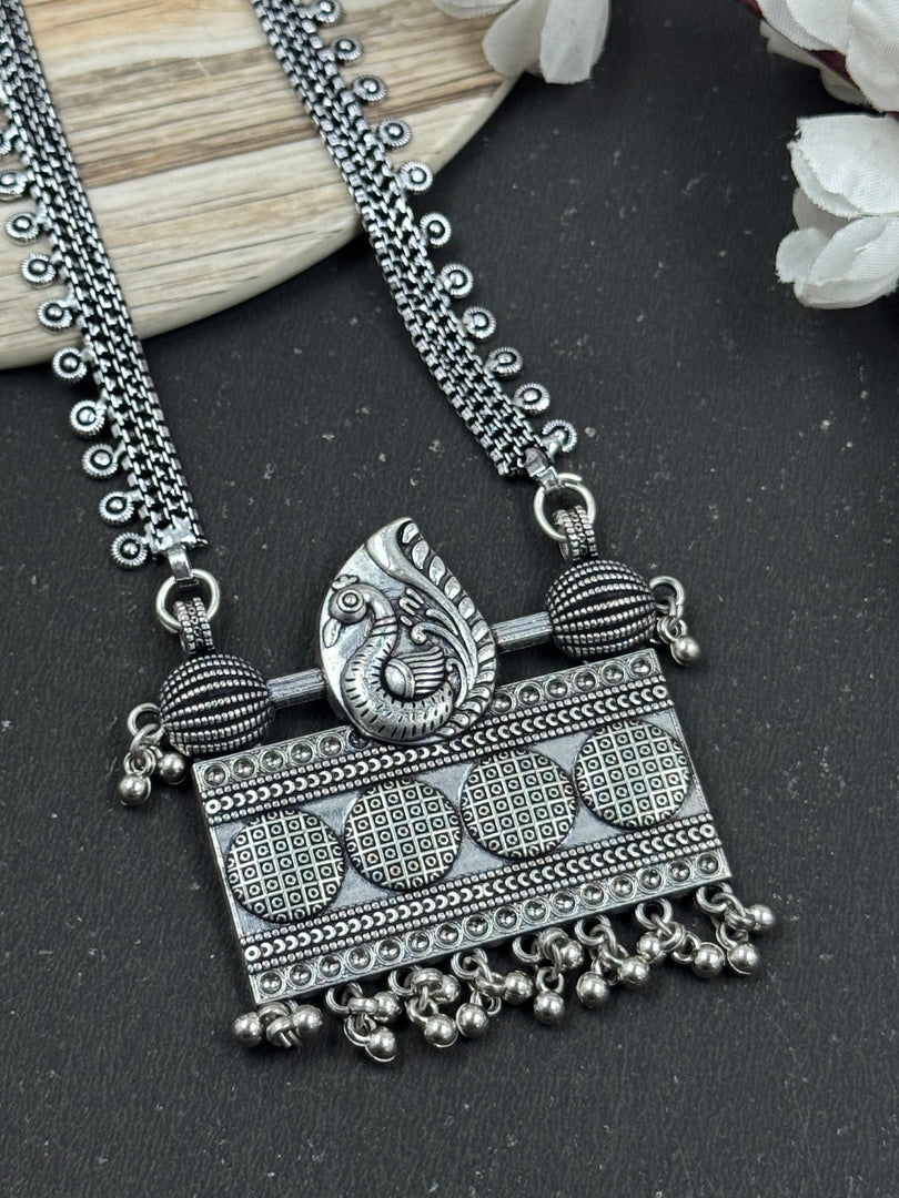 Pakhi 7 Piece Chain Pendant Jewellery Set Combo