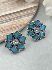 KASHVI STUD EARRINGS