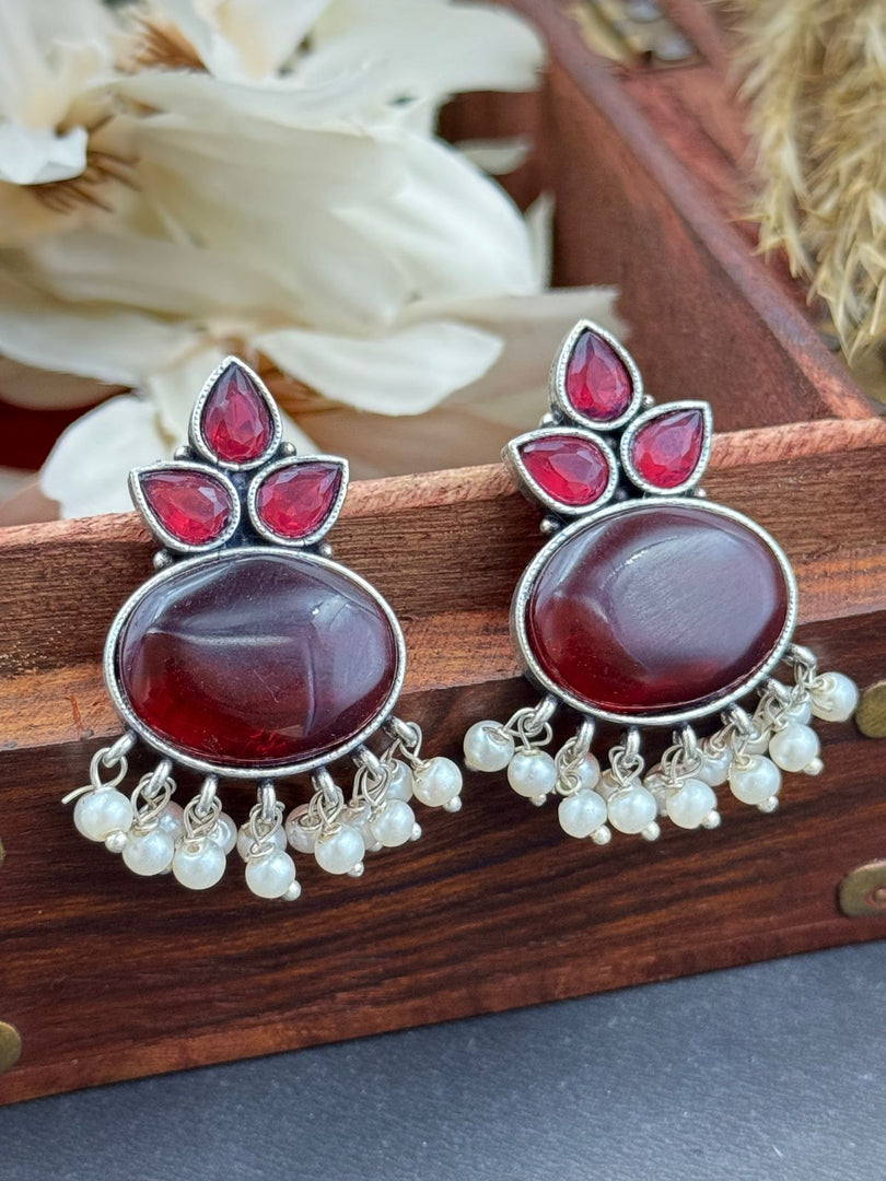 ADHVITA STUD EARRINGS