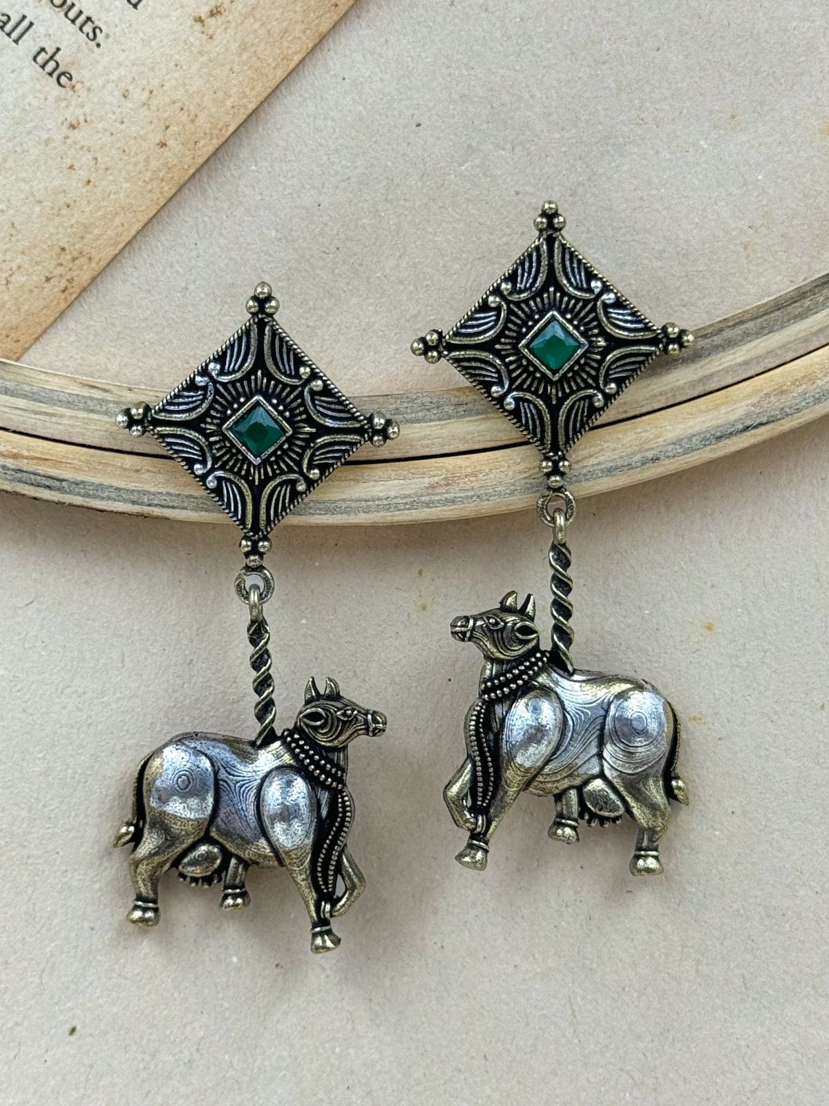 NANDINI DANGLER EARRINGS