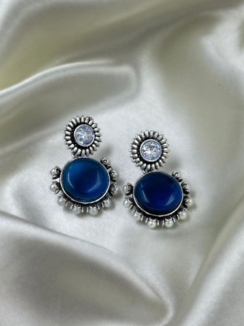 Shruti Stud Stone Earrings