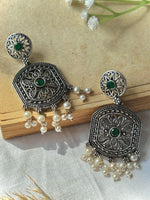 Load image into Gallery viewer, NAVITA DANGLER EARRINGS