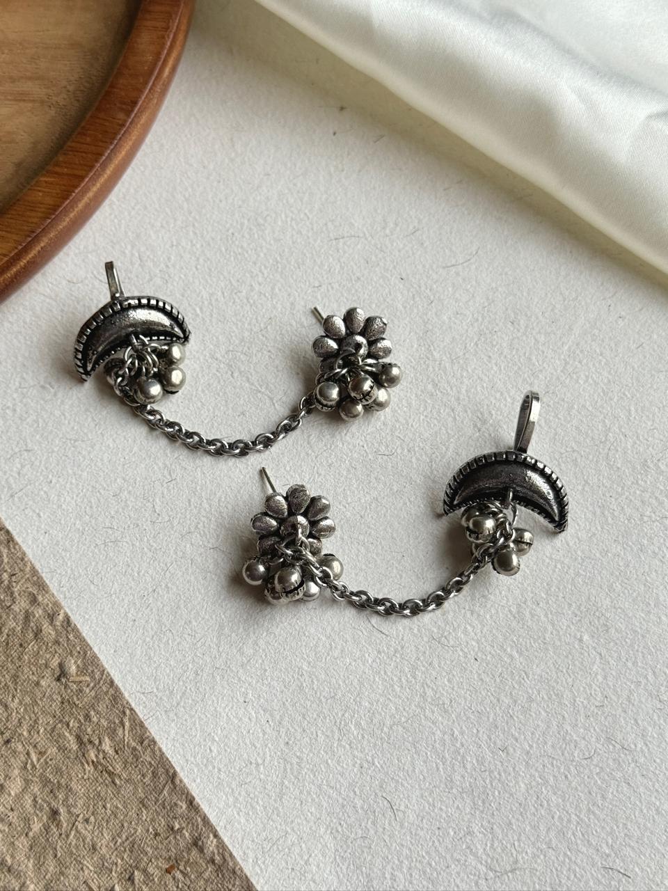 KIARA OXIDISED STUDS EARRINGS