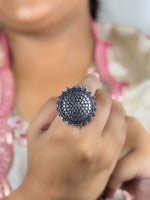 Load image into Gallery viewer, KYRA DESIGNER OXIDISED SILVER  RING