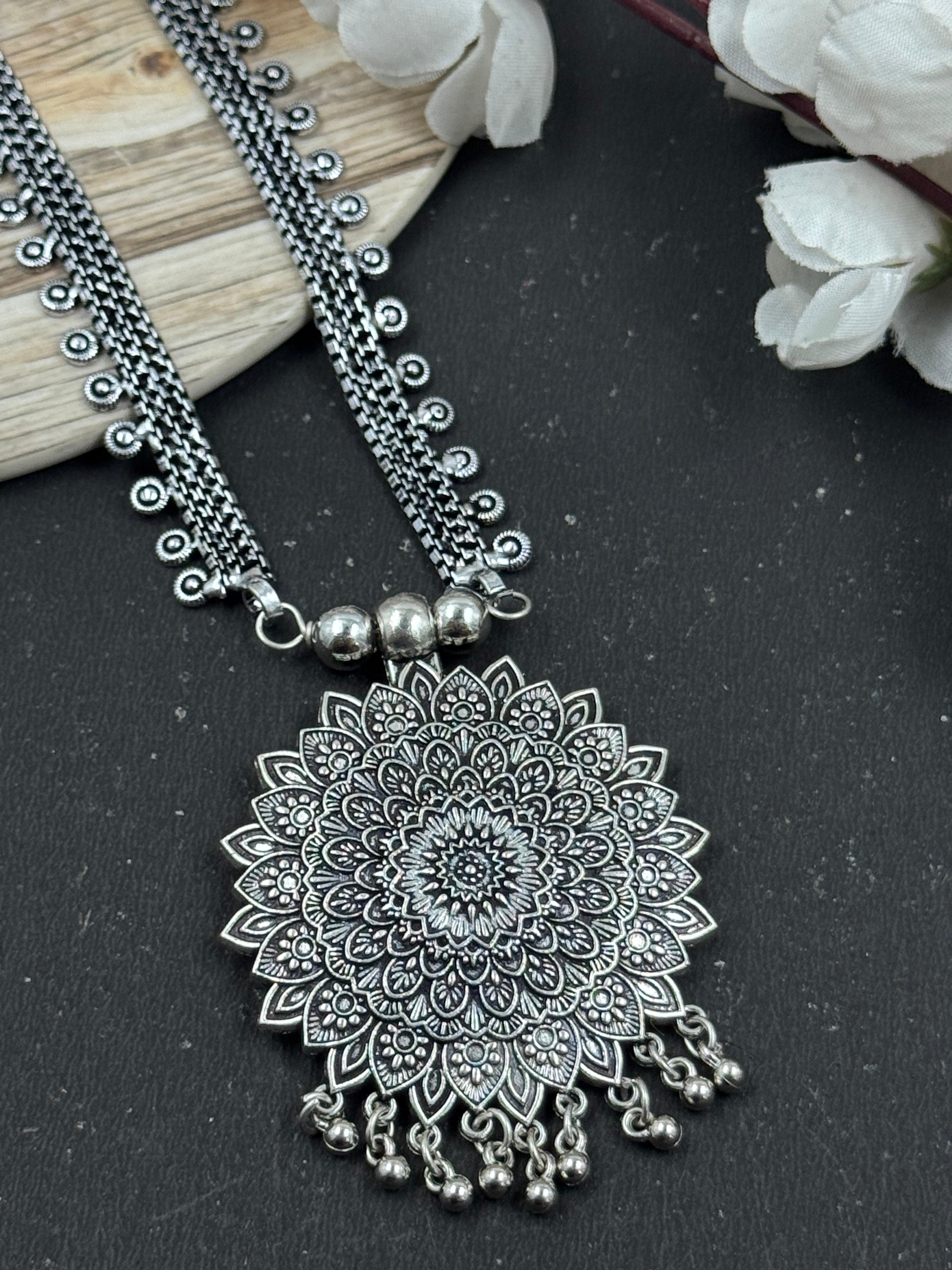 RADHIKA 7 PIECE CHAIN PENDANT JEWELLERY SET COMBO