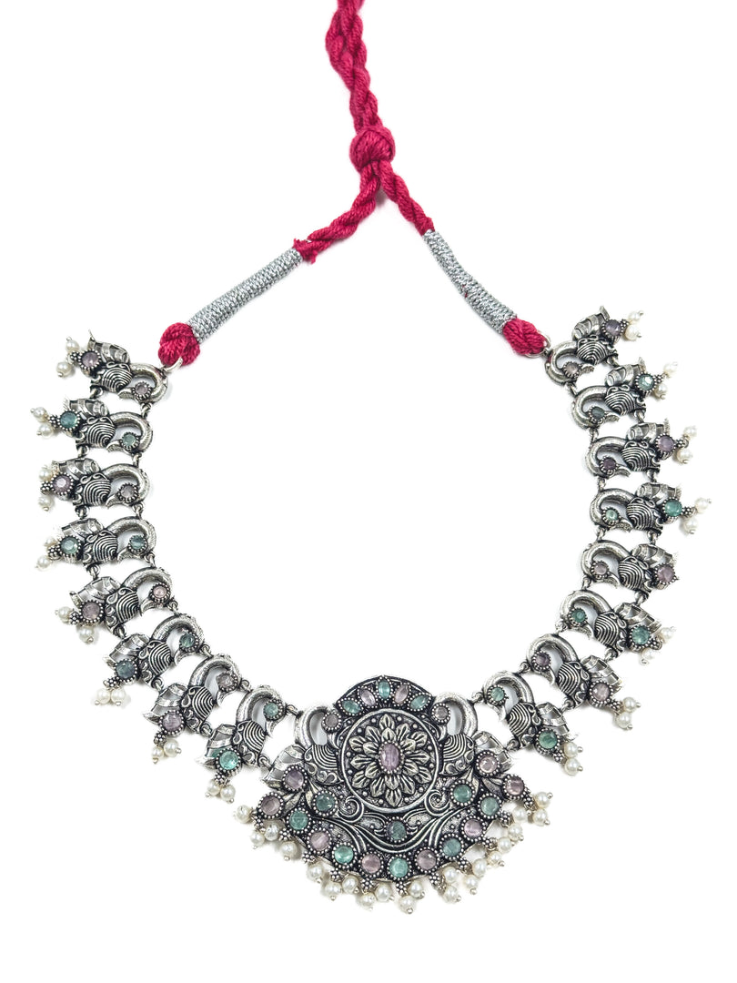 Janvi Stone Necklace Set