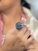 Load image into Gallery viewer, KIANA DESIGNER OXIDISED SILVER  RING